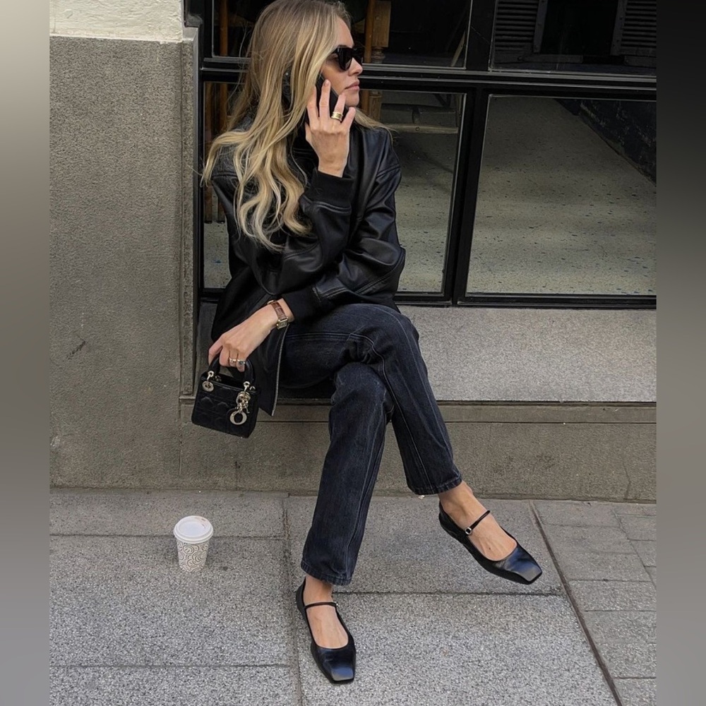 MARY JANE FLATS size 6.5 black